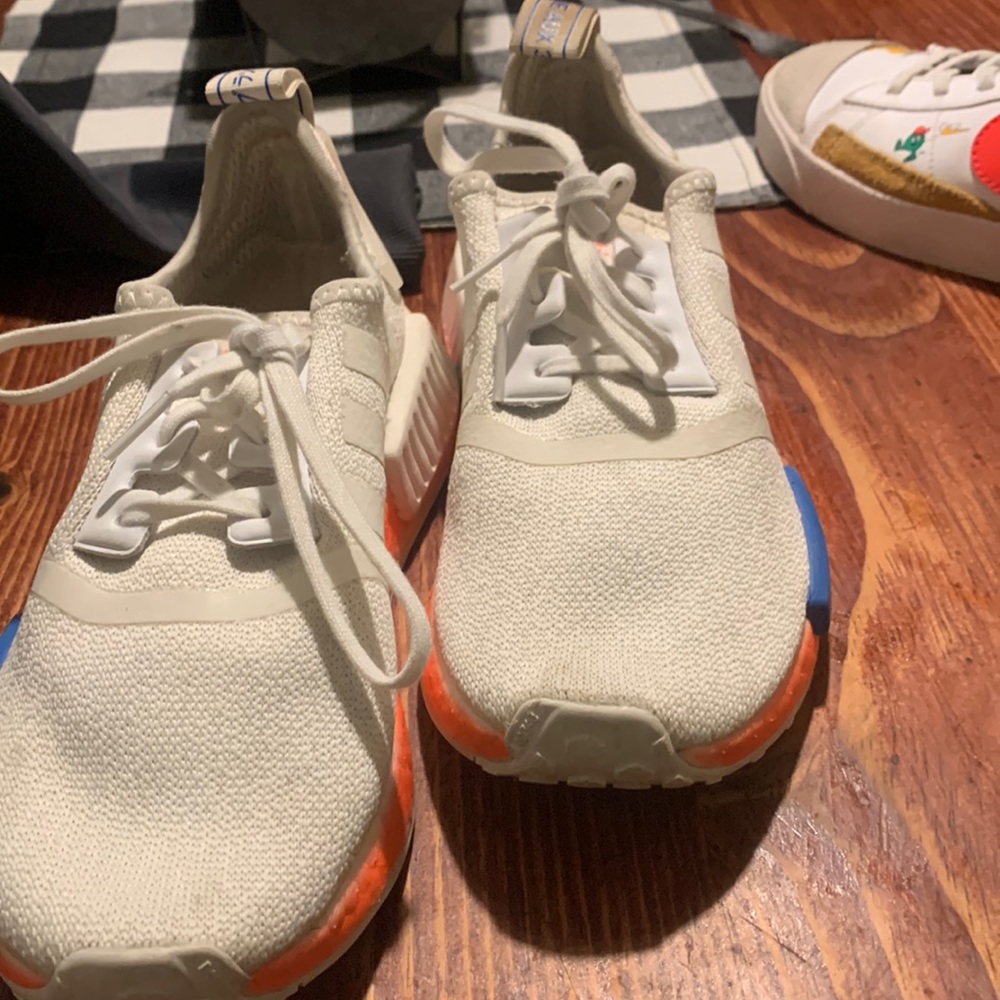 Adidas boys shoes size 5!